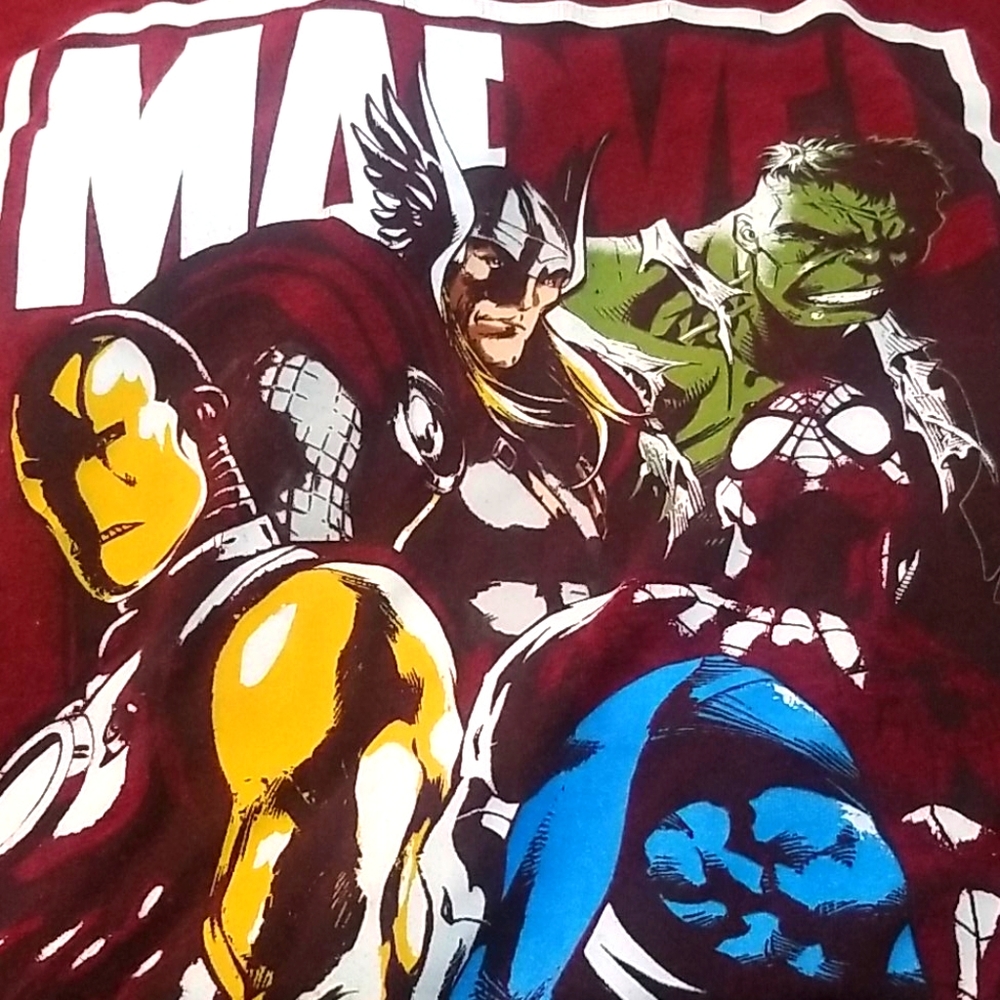 MARVEL tee